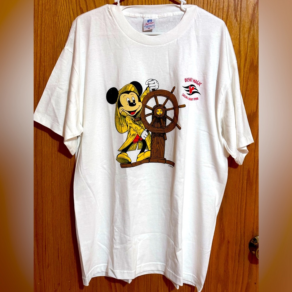 VTG 90s Disney Mickey Mouse Sailing Sailor Vintage January 1998‎ Shirt size XL